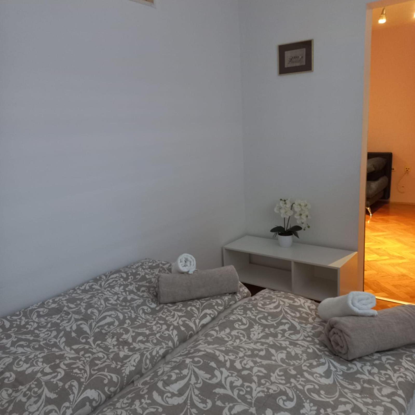 Apartment Blue Moon Ljubljana Exterior photo